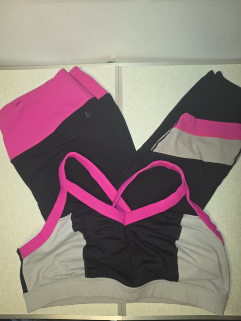 Torrid Active Black Sports Bra And Leggings Set with Pink & Gray Accents